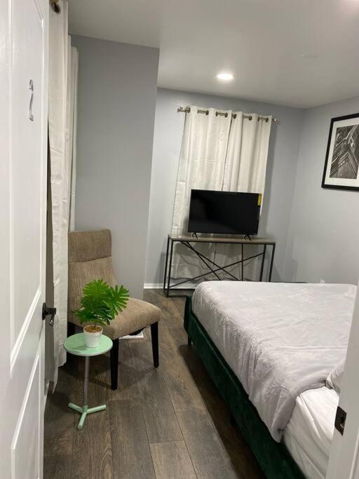 卡柳梅特城Modern 3Bed 2Bath Ranch With Diy Art Porch 3Tvs And Huge Front Yard To Enjoy!别墅 外观 照片